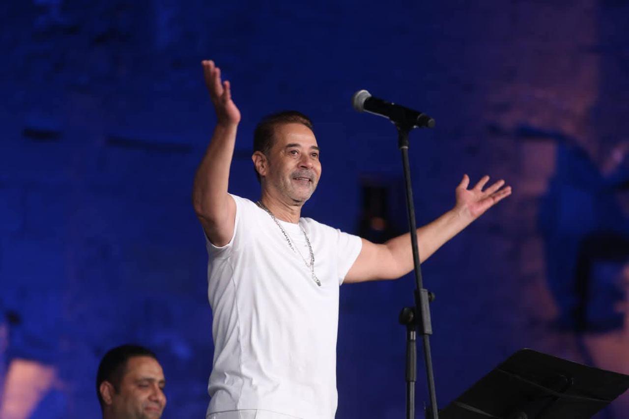 مدحت صالح (2)