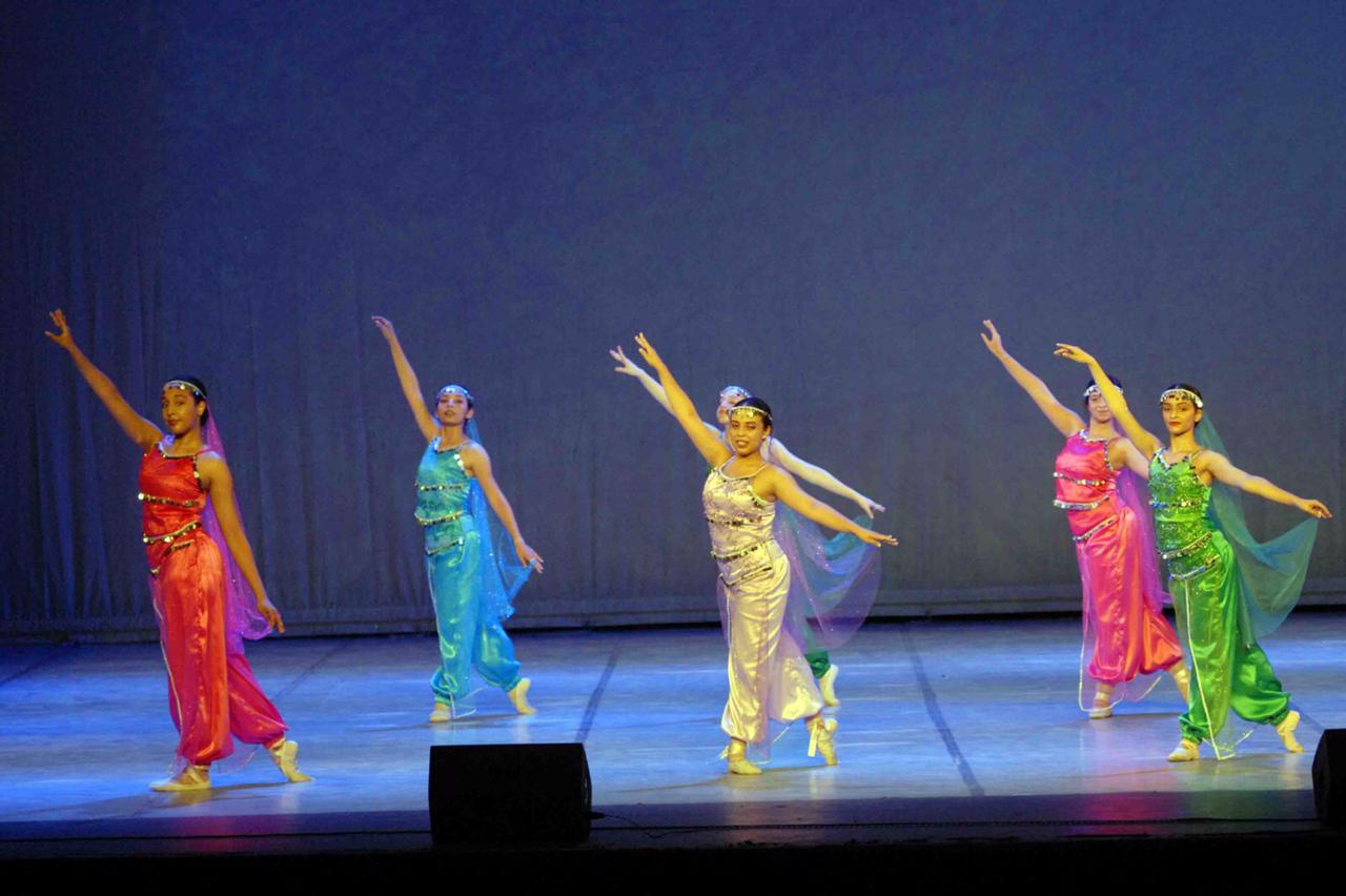 إستعراض (1)