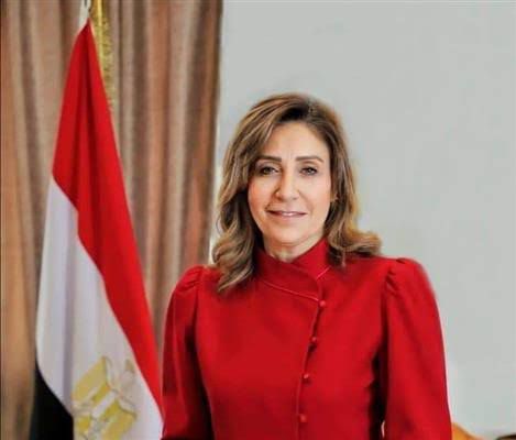 لجنة تحكيم دورة لونها بالفرحة  (5)