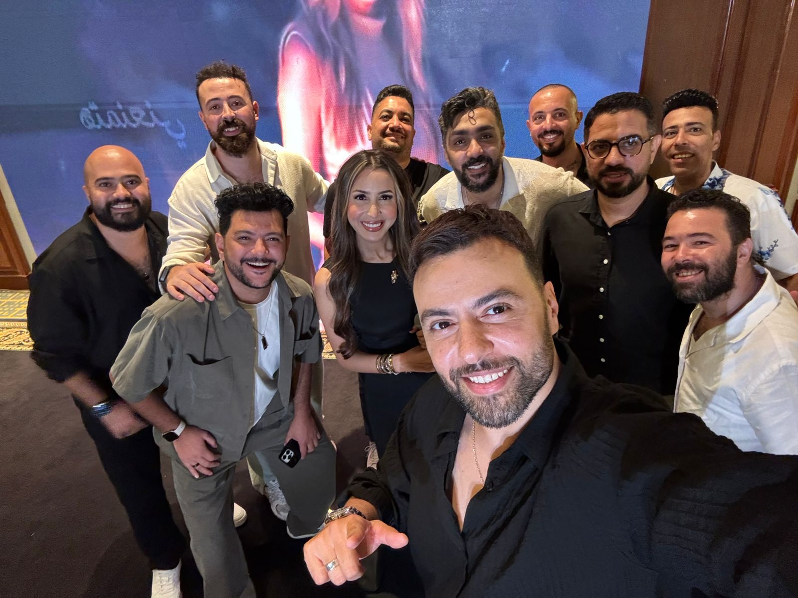 مدين يشارك جنات احتفالية ألبومها (3)
