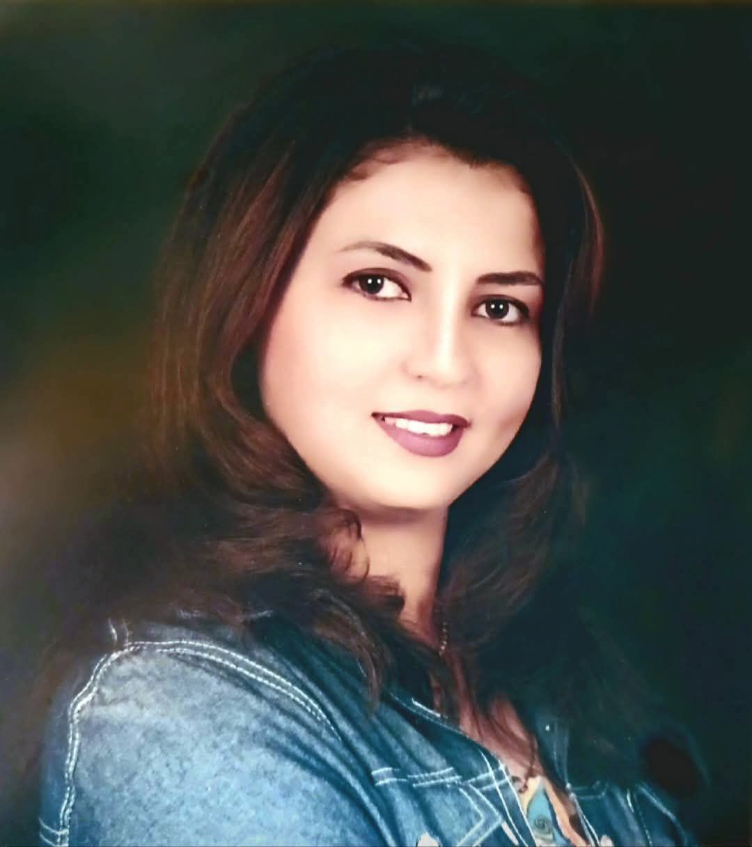 الاعلامية نيفين القاضي الاعلامية نيفين القاضي