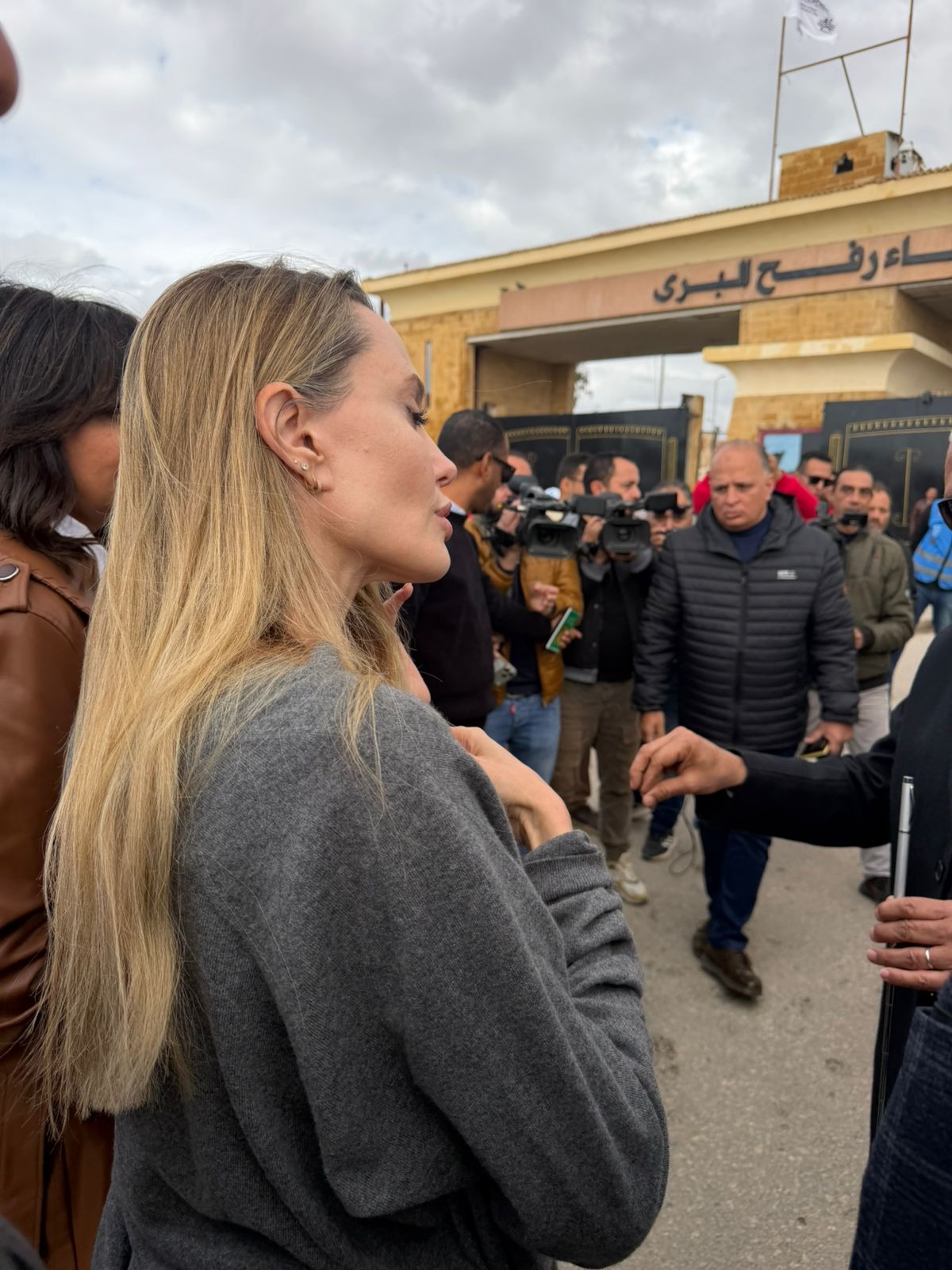 أنجلينا جولي (3)