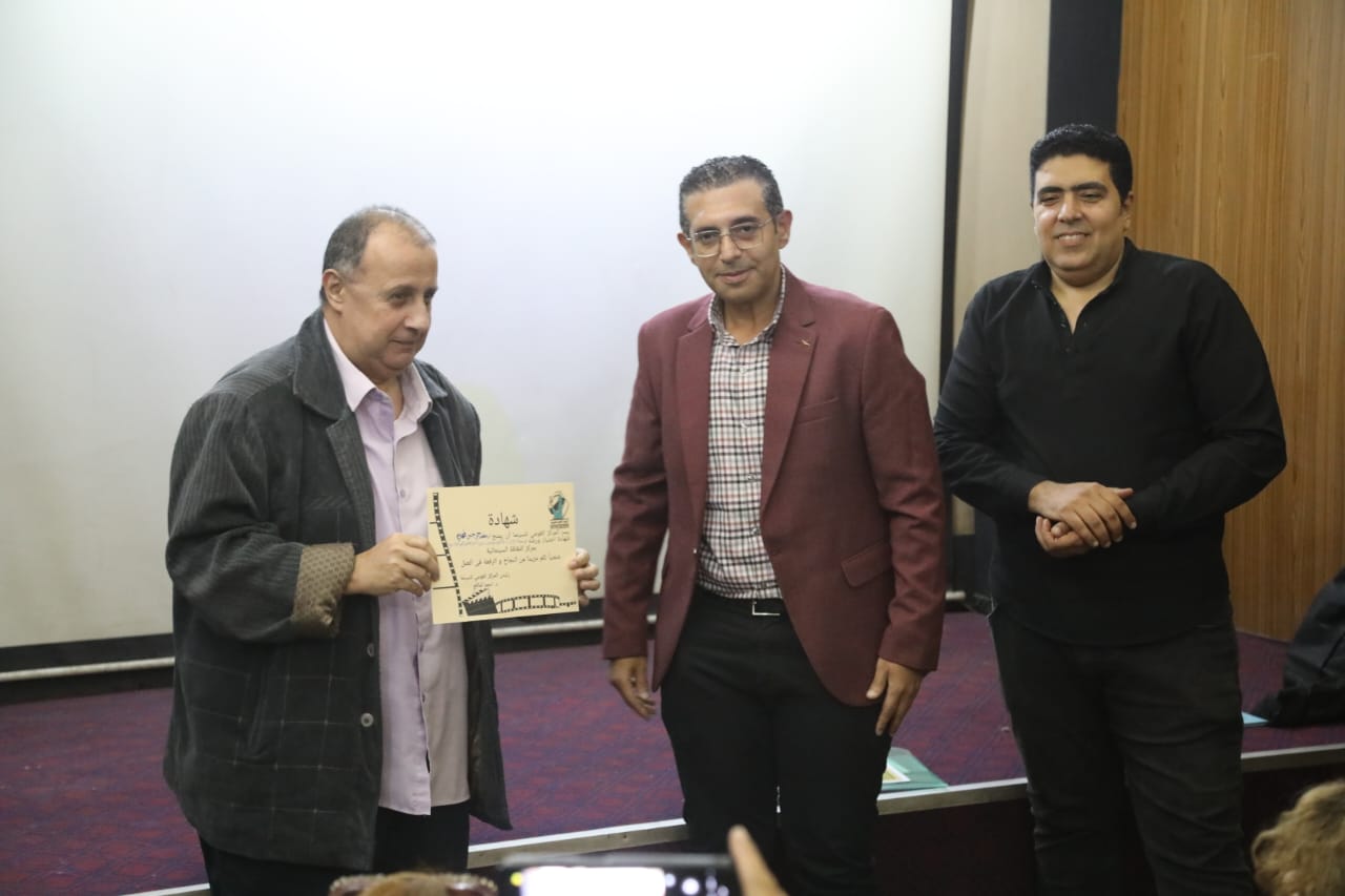 ختام ورشة «مهارات التكوين البصري (16)