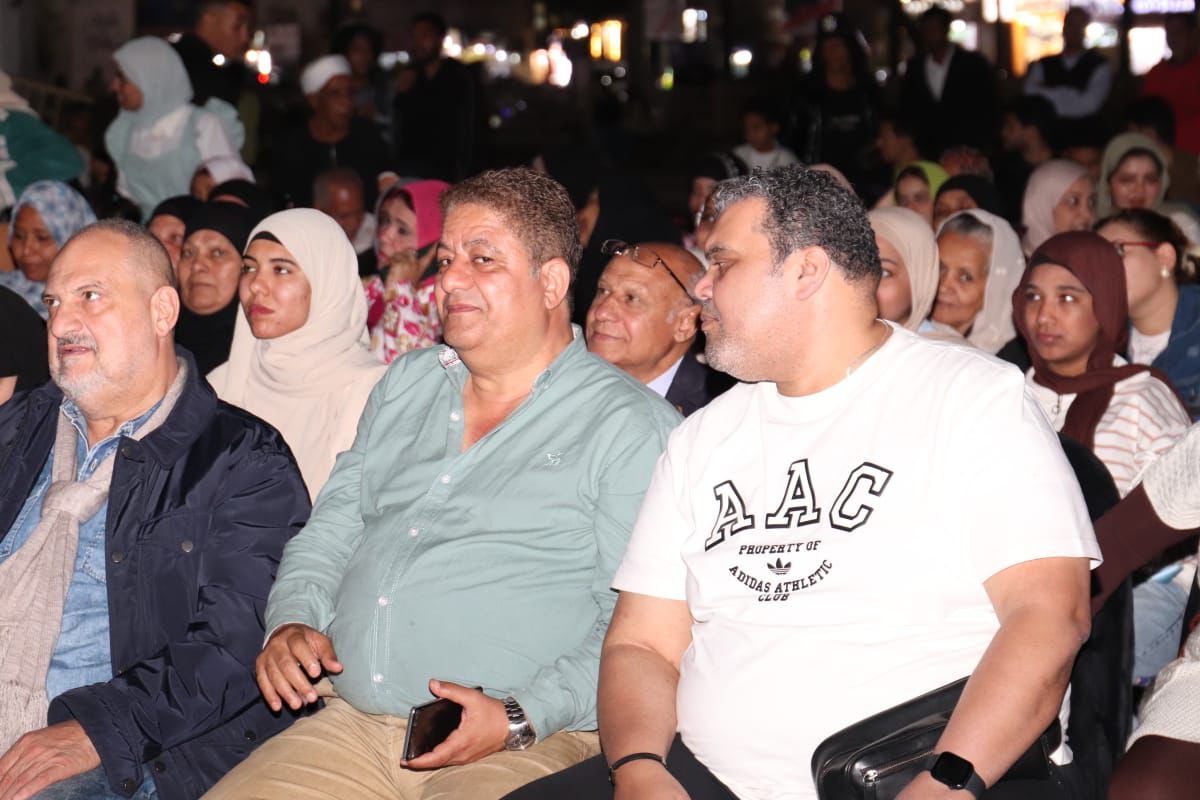 حضور جماهيرى (4)