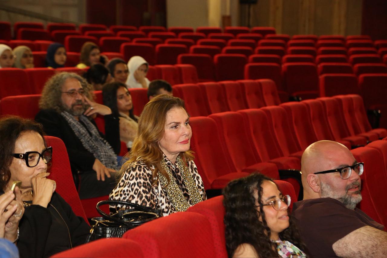 جانب من عرض الفيلم (1)