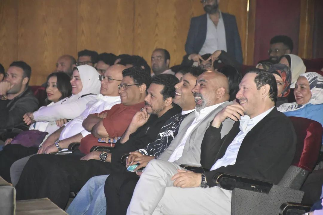 جانب من  العرض المسرحي كازينو (2)