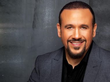 هشام عباس