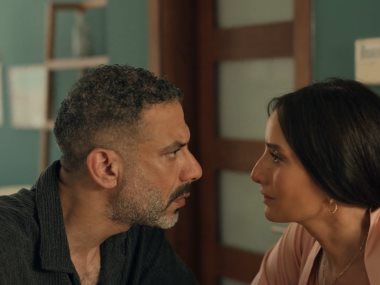 محمد فراج وزينة من مسلسل ورد وشوكولاتة