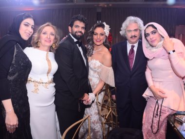 العروسان عبيدة أمير عبد المجيد والإعلامي أحمد الطاهرى وسط الأهل والأصدقاء