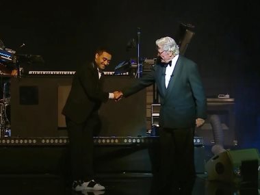 الفنان حسين فهمي وشاشو في افتتاح المهرجان 