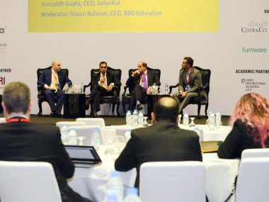 افتتاح مؤتمر الشرق الأوسط للاستثمار