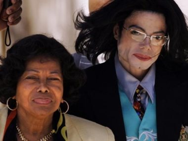 مايكل جاكسون ووالدته