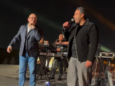 محمد عدوية وهشام عباس 