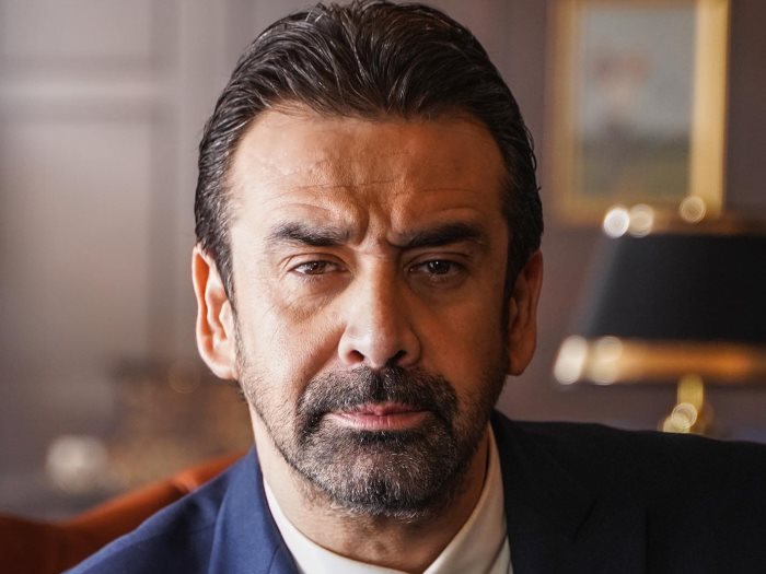 كريم عبد العزيز