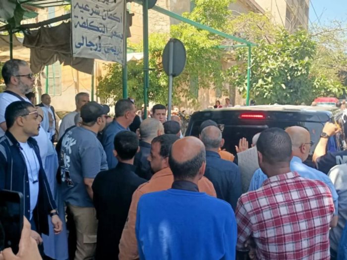 تشييع جثمان الفنان نعيم عيسى