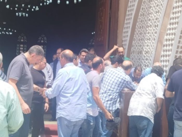 جانب من جنازه زوجة محمد مصطفى شردى