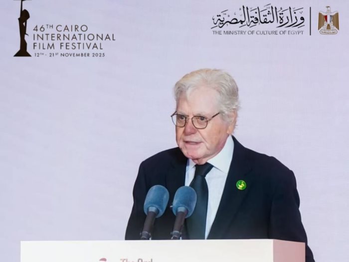 حسين فهمى