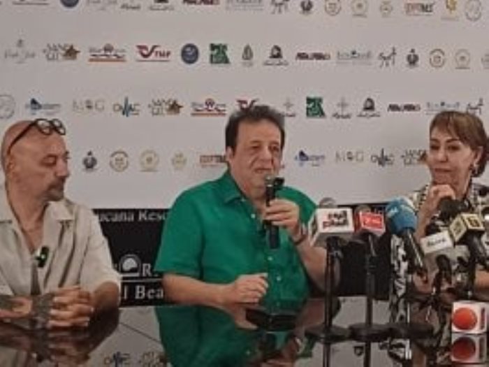 عاطف عبد اللطيف