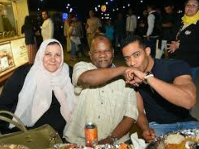 محمد رمضان ووالده