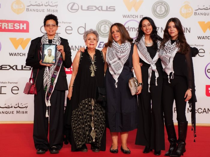 صناع فيلم ضايل عنا عرض