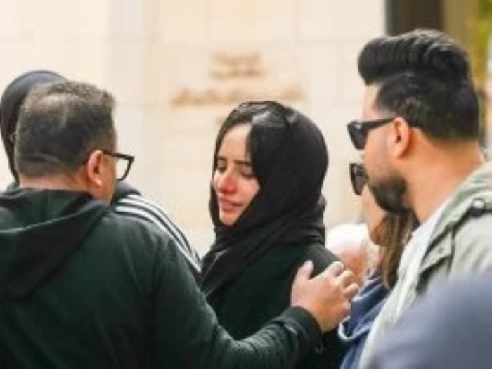 انهيار زينة