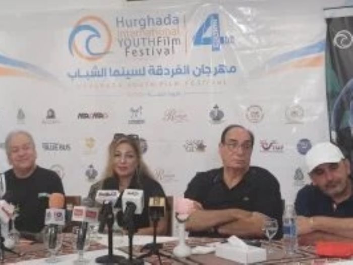 جانب من ندوة بمهرجان الغردقة لسينما الشباب