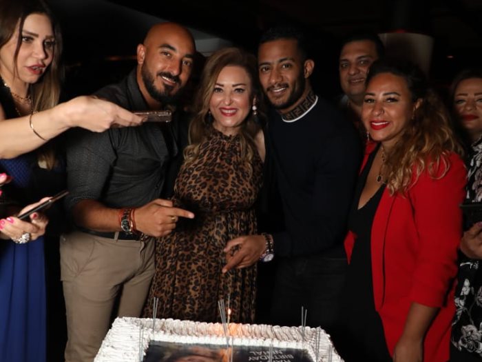 نهال عنبر تحتفل بعيد ميلادها