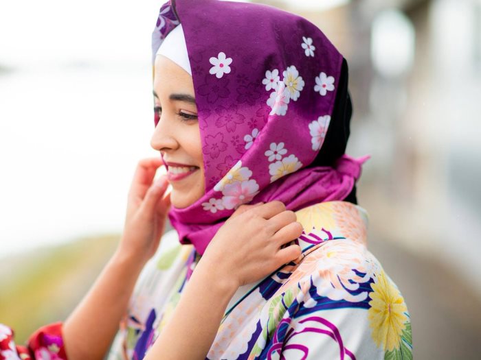 الحجاب بتصميمات للكيمونو اليابانى