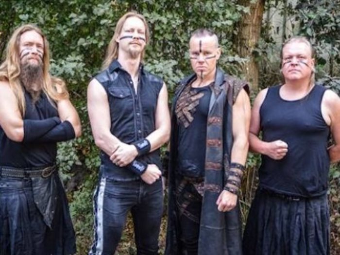 فرقة الميتال Ensiferum