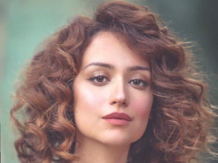 روزالين البيه