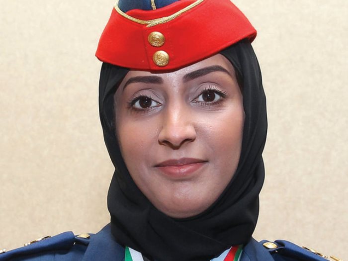 مريم المنصورى أول طائرة مقاتلة فى الإمارات