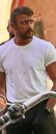 احمد العوضى