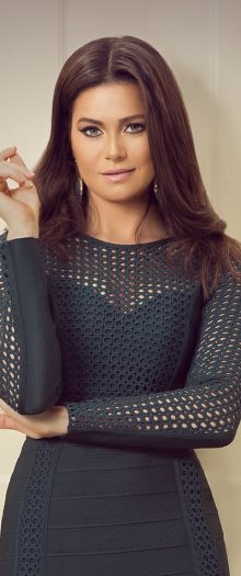 يسرا اللوزي
