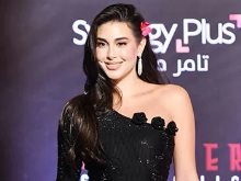 الفنانة ياسمين صبرى