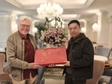 رئيس مهرجان القاهرة السينمائي الدولي يبحث توسيع آليات التعاون مع مهرجان بكين