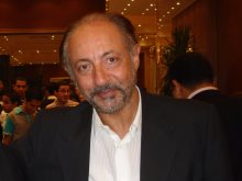 عبد العزيز مخيون