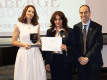 الدكتورة رانيا يحيى تكرم داريا بوشكوفا مديرة البيت الروسى بروما