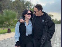  مصطفى قمر وزوجته